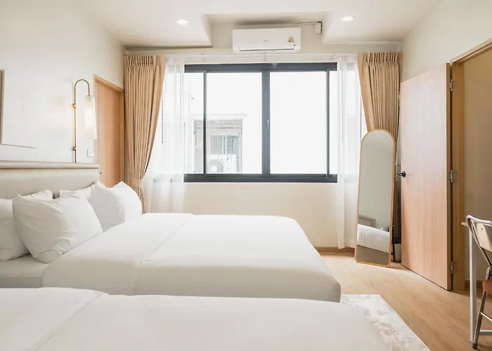 Апартаменты Lotus Bear House Sukhumvit 61, 300m Bts Ekkamai, 50m Starbucks 7-eleven